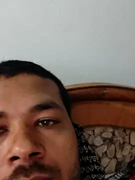 Snapshot of devil_khilesh chatting on May 20, 2:29 am devil khilesh online show from May 20, 2:29 am