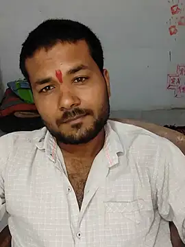 Snapshot of devil_khilesh chatting on May 23, 4:50 am devil khilesh online show from May 23, 4:50 am