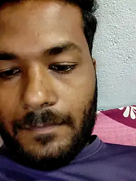 Snapshot of devil_khilesh chatting on August 9, 2:57 am devil khilesh online show from August 9, 2:57 am