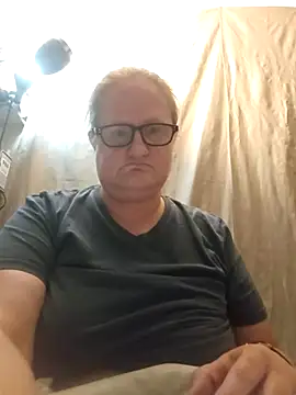 Snapshot of lindamarie_ chatting on September 26, 5:39 pm lindamarie  online show from September 26, 5:39 pm