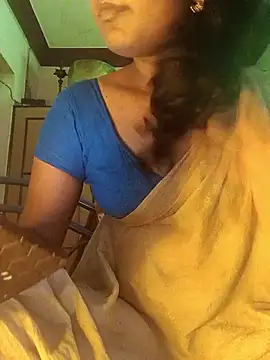 Snapshot of Tamil_Kavitha chatting on May 18, 5:24 am Tamil Kavitha online show from May 18, 5:24 am