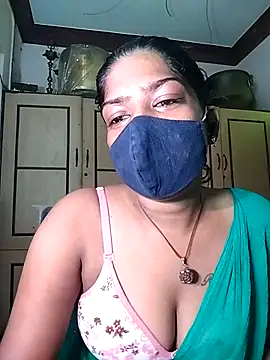 Snapshot of Tamil_Kavitha chatting on July 10, 6:17 am Tamil Kavitha online show from July 10, 6:17 am
