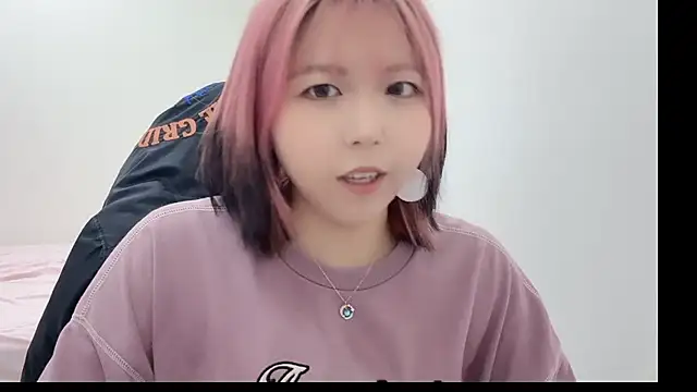 Snapshot of piffydream chatting on October 27, 8:29 am piffydream online show from October 27, 8:29 am