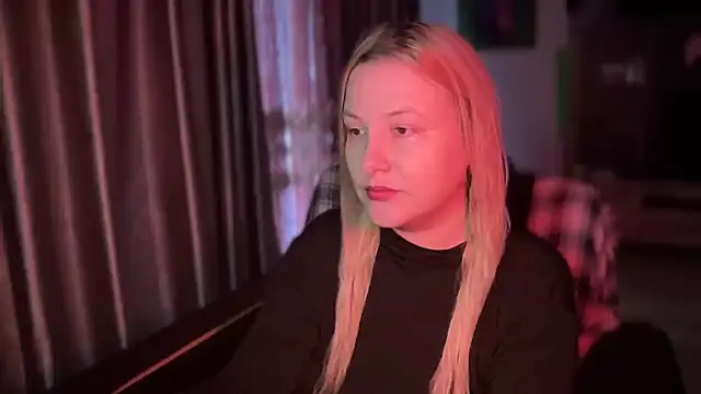 BikiHellena online show from November 2, 5:54 am