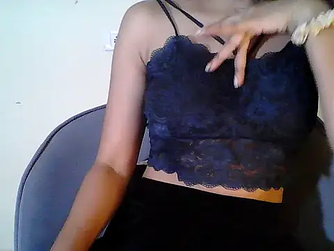 Janvi singh02 online show from September 26, 9:24 am