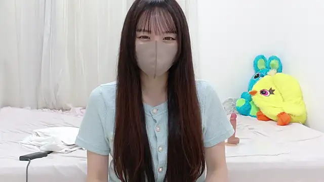 Snapshot of _Mia_land_ chatting on April 10, 1:38 pm Mia land online show from April 10, 1:38 pm