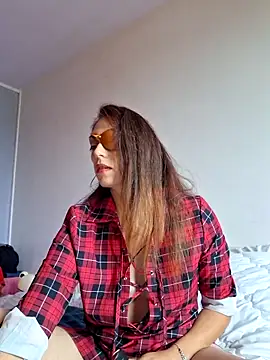 Snapshot of ChouqxxxCoreleone chatting on October 14, 8:59 am ChouqxxxCoreleone online show from October 14, 8:59 am