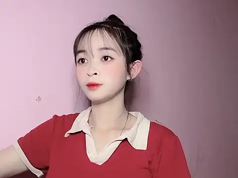 Snapshot of Suna7383 chatting on November 3, 3:24 pm Suna7383 online show from November 3, 3:24 pm