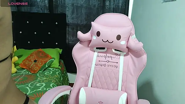 Maron baez 18 online show from November 28, 1:03 pm