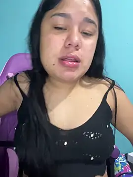 Snapshot of April_Becker chatting on May 9, 8:58 pm April Becker online show from May 9, 8:58 pm