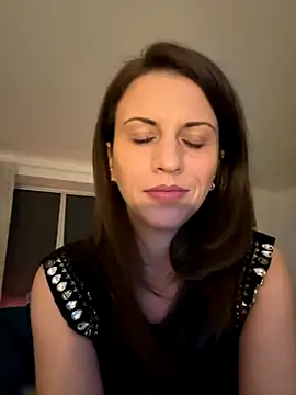 ScarlettNoirr online show from November 19, 8:42 pm