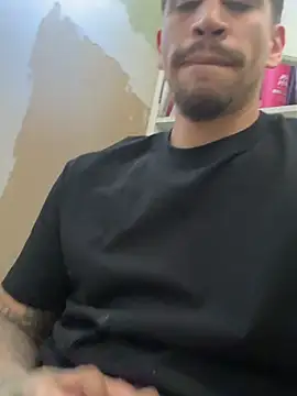 busnfatnutsLildee online show from May 24, 12:26 am