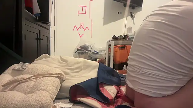 jasoncali305 online show from March 28, 5:34 pm