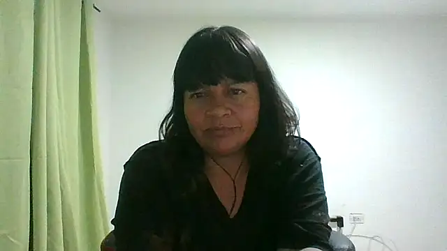 adri89-g online show from March 17, 2:38 am