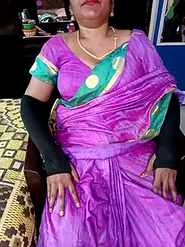 Snapshot of KannadaTamilTeluguBeauty chatting on November 25, 6:35 am KannadaTamilTeluguBeauty online show from November 25, 6:35 am