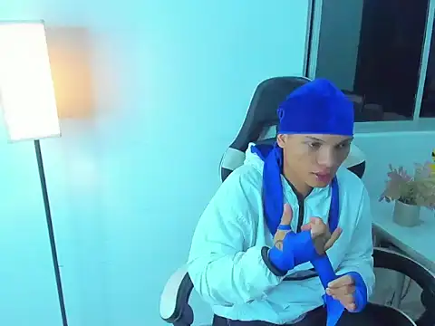 Snapshot of EL_VENEZOLANO_22CM chatting on February 9, 1:31 am EL VENEZOLANO 22CM online show from February 9, 1:31 am