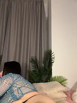 Snapshot of Andrestarr chatting on February 5, 8:02 pm Andrestarr online show from February 5, 8:02 pm