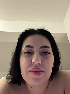 Snapshot of Andrestarr chatting on February 11, 12:04 am Andrestarr online show from February 11, 12:04 am