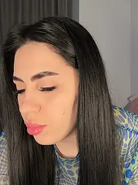 Snapshot of Andrestarr chatting on February 18, 7:54 pm Andrestarr online show from February 18, 7:54 pm