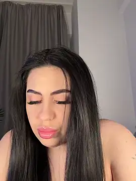 Snapshot of Andrestarr chatting on February 19, 7:32 pm Andrestarr online show from February 19, 7:32 pm