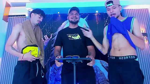 Snapshot of Iam_Steven chatting on September 29, 2:00 pm Iam Steven online show from September 29, 2:00 pm