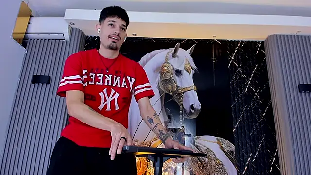 Iam Steven online show from February 27, 12:38 pm