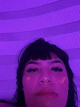 valentinahevanly online show from October 22, 3:29 am