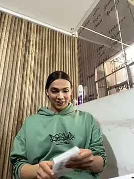 Snapshot of Almaazz chatting on February 28, 1:23 pm Almaazz online show from February 28, 1:23 pm