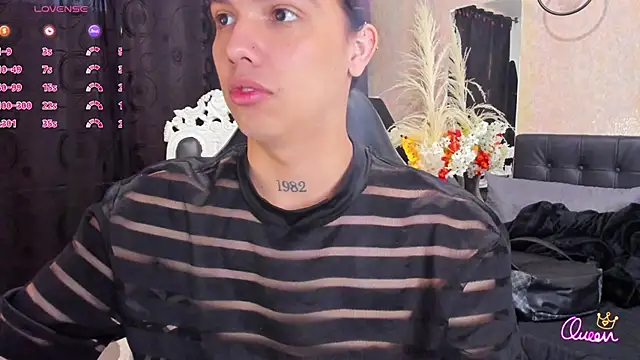 Snapshot of Almaazz chatting on March 1, 4:09 pm Almaazz online show from March 1, 4:09 pm