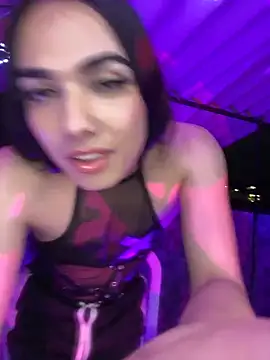 Snapshot of Almaazz chatting on April 25, 12:46 am Almaazz online show from April 25, 12:46 am