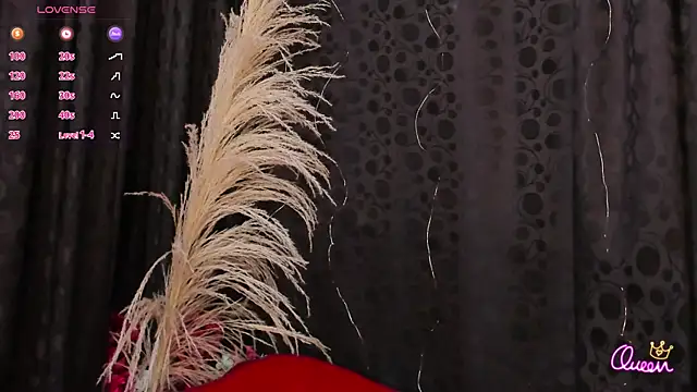 Snapshot of Almaazz chatting on May 29, 7:56 pm Almaazz online show from May 29, 7:56 pm