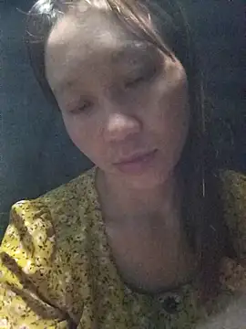 Snapshot of bonnie-00 chatting on April 19, 3:11 pm bonnie-00 online show from April 19, 3:11 pm