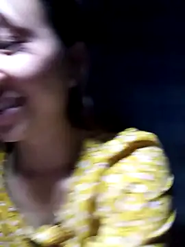 Snapshot of bonnie-00 chatting on April 24, 3:25 pm bonnie-00 online show from April 24, 3:25 pm