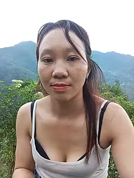 Snapshot of bonnie-00 chatting on July 12, 11:23 am bonnie-00 online show from July 12, 11:23 am