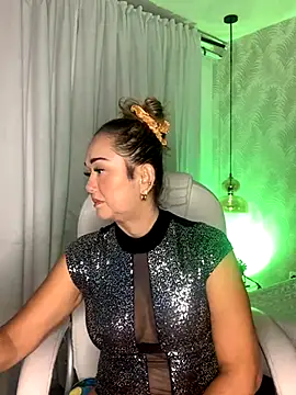 Snapshot of BunnyGlow50 chatting on September 25, 2:59 am BunnyGlow50 online show from September 25, 2:59 am