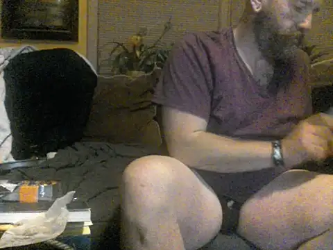 Snapshot of cloudyDadcocks chatting on July 7, 4:04 am cloudyDadcocks online show from July 7, 4:04 am