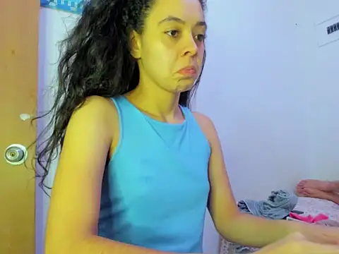 Annie rosse1017 online show from February 20, 5:37 am