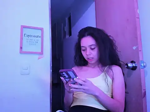 Annie rosse1017 online show from February 27, 4:23 am