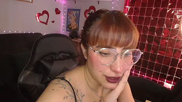 Snapshot of Miacatsito3 chatting on May 24, 9:53 pm Miacatsito3 online show from May 24, 9:53 pm