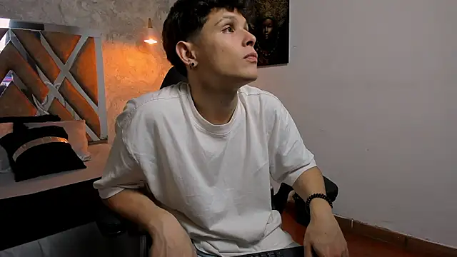 kraven lust online show from February 11, 3:00 am