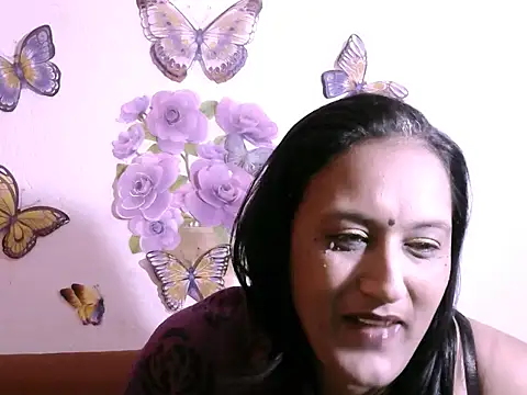 Snapshot of Indiansexyboobs18 chatting on September 18, 7:32 am Indiansexyboobs18 online show from September 18, 7:32 am