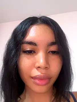 karolaalcendra online show from September 19, 5:24 pm