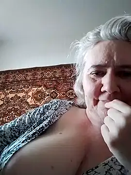 Snapshot of goodstyle chatting on October 6, 9:51 am goodstyle online show from October 6, 9:51 am