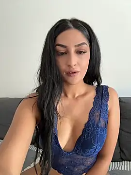 Snapshot of Mia_spicyy chatting on August 7, 9:55 am Mia spicyy online show from August 7, 9:55 am