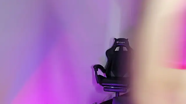 chiky williams online show from September 20, 12:39 pm