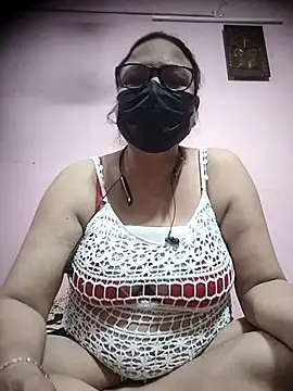 thehotlady online show from October 31, 9:54 am