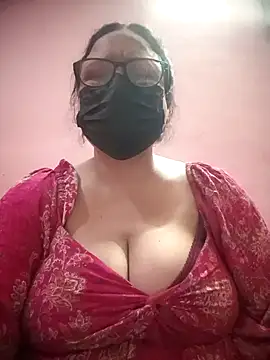 thehotlady online show from December 15, 8:51 am