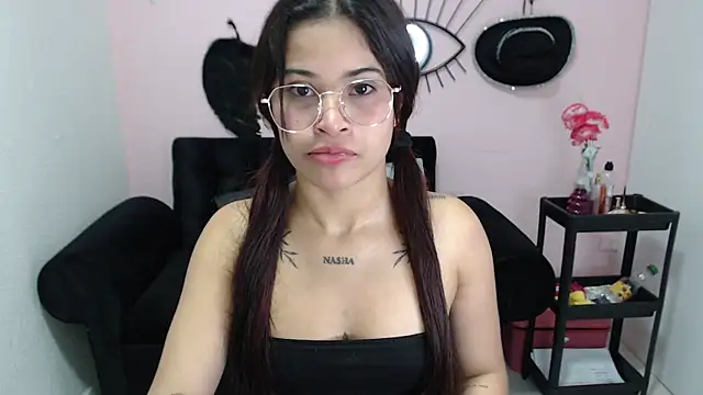 Snapshot of mia_sexgirl chatting on January 19, 12:20 pm mia sexgirl online show from January 19, 12:20 pm