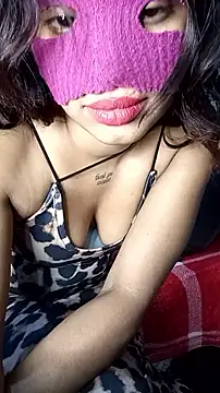 Ceylon couple online show from November 22, 1:54 pm