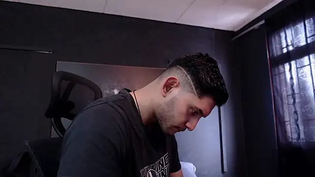 RichardMilleer online show from April 9, 2:44 pm